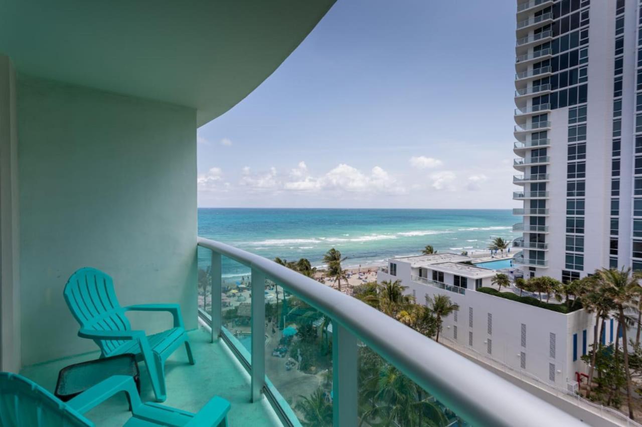 Apartments At Tides Hollywood Exterior photo